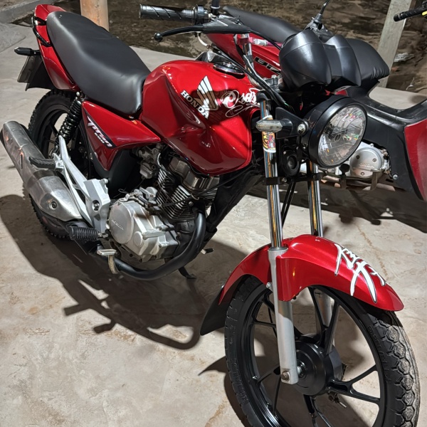 Titan 150 dos Sonhos